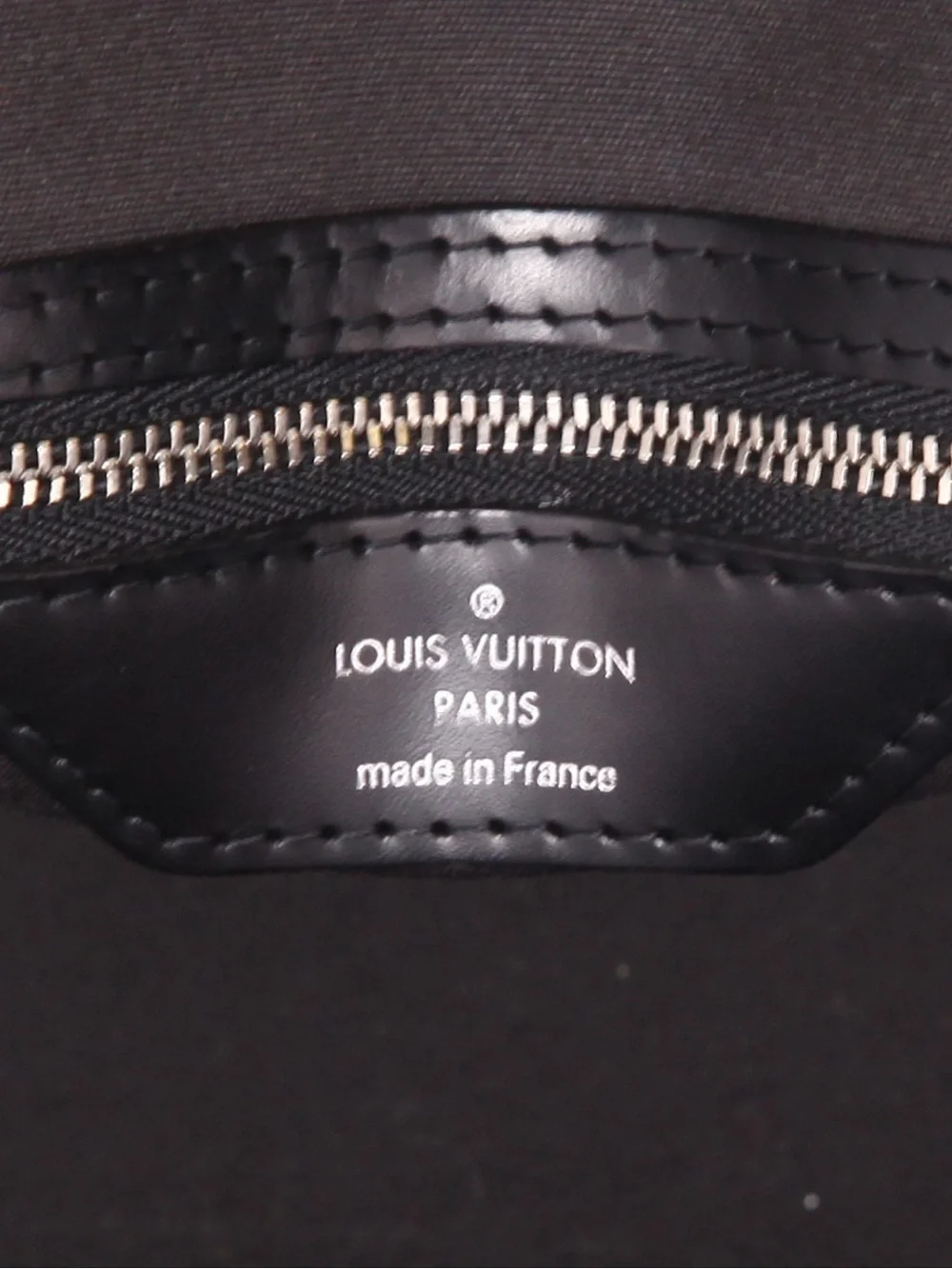 LOUIS VUITTON Black Structured Leather Top-Handle Bag with Detachable Strap